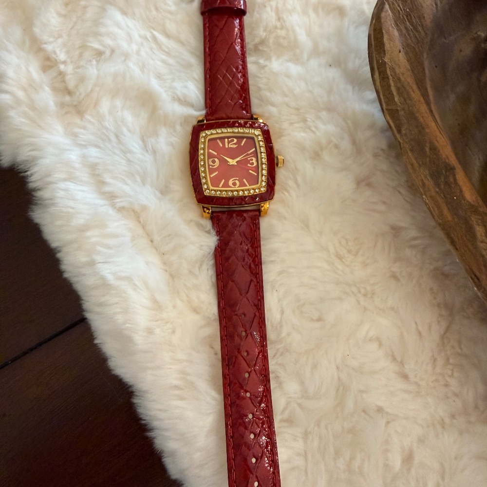 Joan Rivers Red Leather NIB